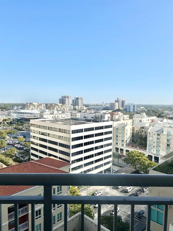 Metropolis at Dadeland #1105 image #16