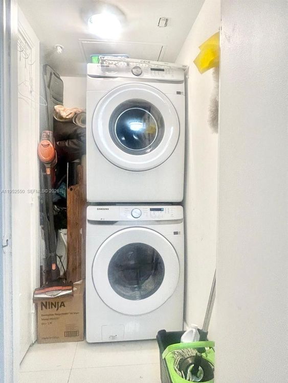 Metropolis at Dadeland #1105 image #17