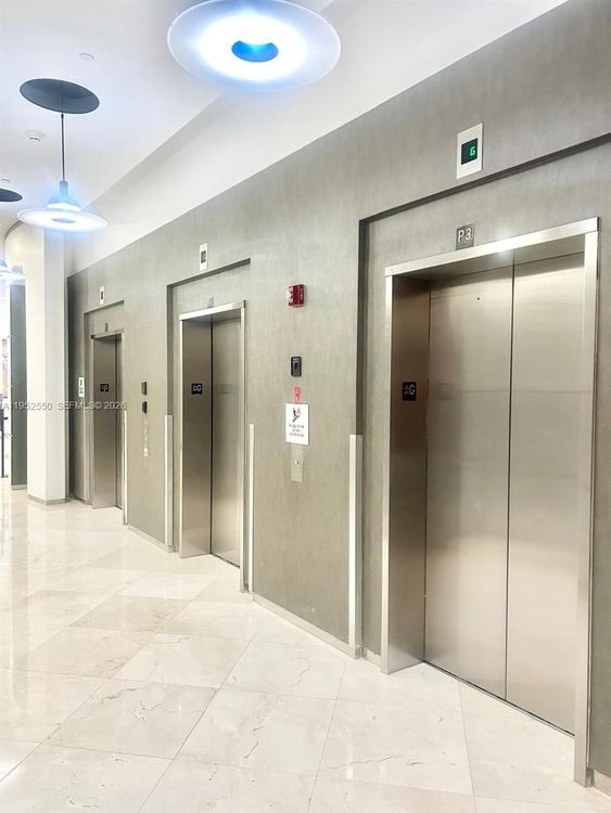 Metropolis at Dadeland #1105 image #19