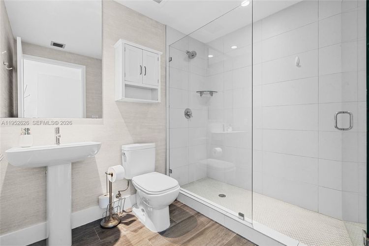 Biscayne Beach #4104 image #24