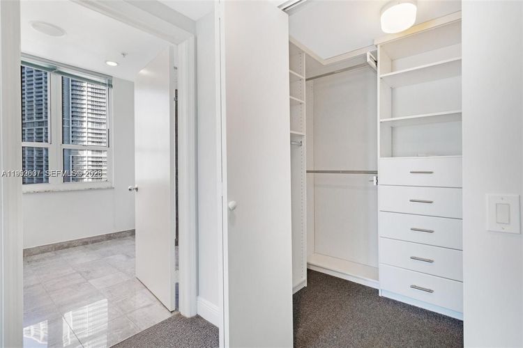 Courvoisier Courts #2103 image #22