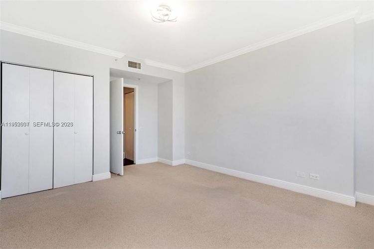 Courvoisier Courts #2103 image #26