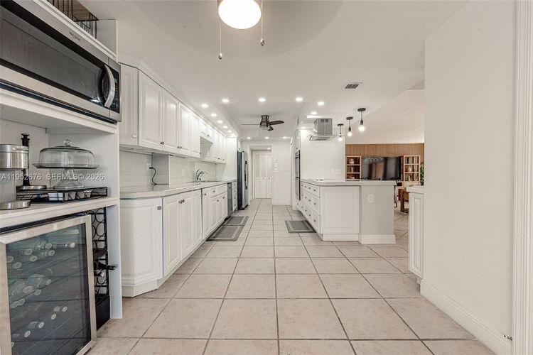 Cricket Club Miami #909 image #15