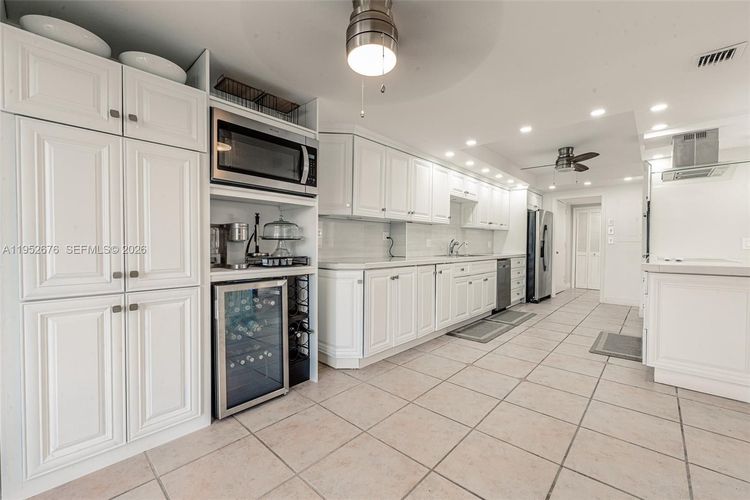 Cricket Club Miami #909 image #16