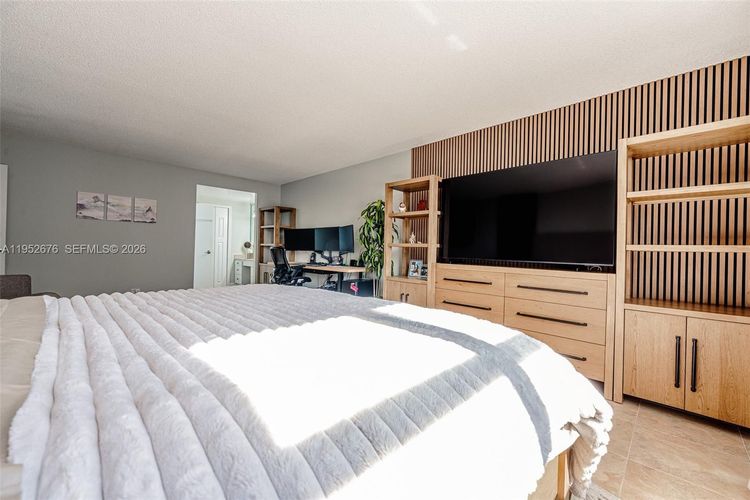 Cricket Club Miami #909 image #34