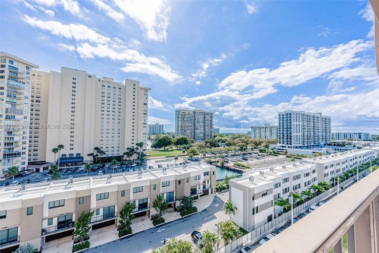 Cricket Club Miami #909 image #59