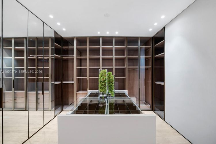 Oceana Bal Harbour #2701 image #20