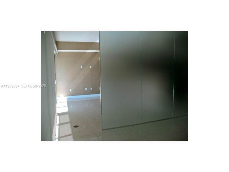 Lofts in the Grove #303 image #7