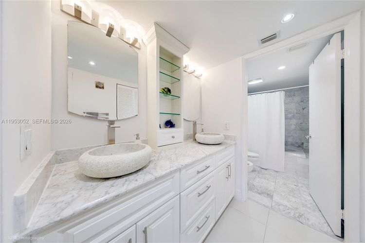 Marbella #503 image #15