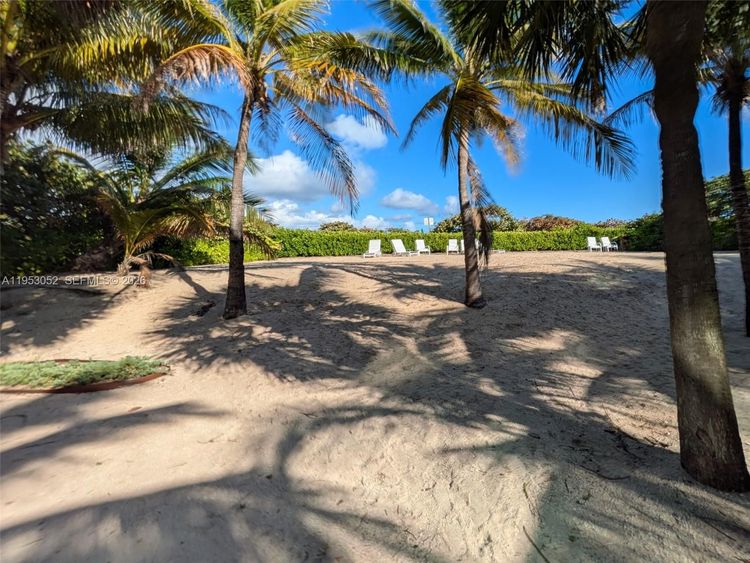 Marbella #503 image #30