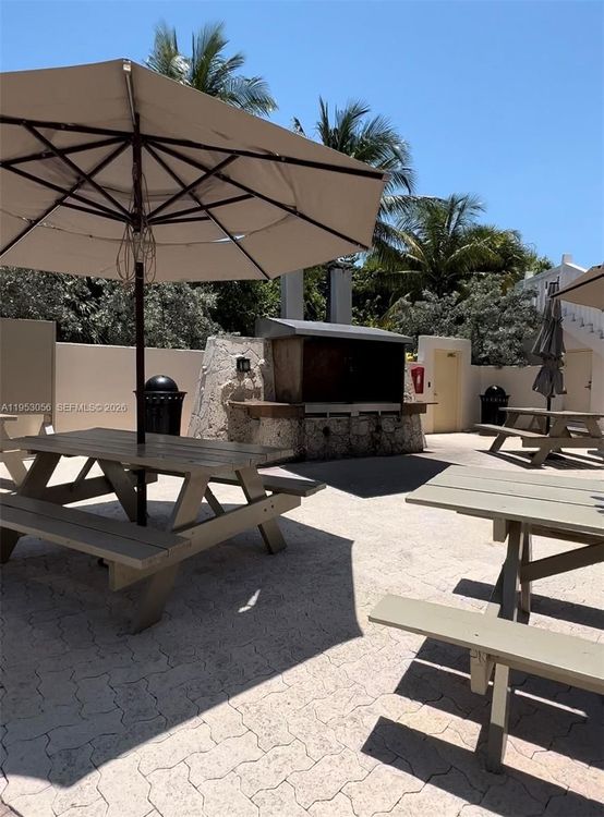 Towers of Key Biscayne #A706 image #12