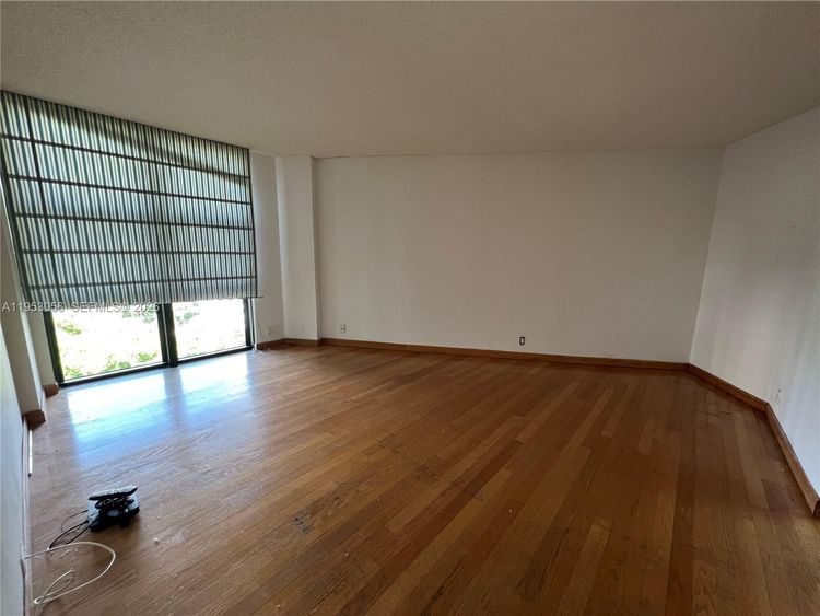 Towers of Key Biscayne #A706 image #22