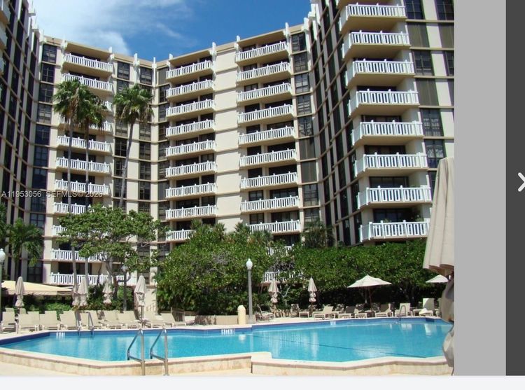 Towers of Key Biscayne #A706 image #8