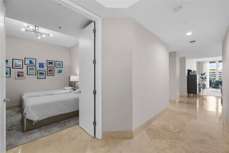 Continuum I South #510 image #16