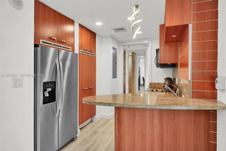 Mayfield AKA Hotel #3311 image #11