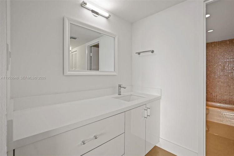 Brickell Bay Club #2710 image #10