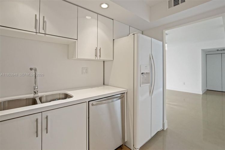 Brickell Bay Club #2710 image #6