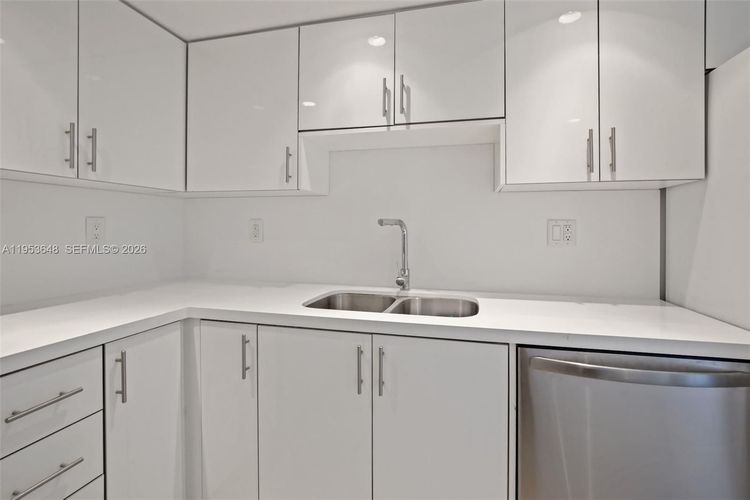 Brickell Bay Club #2710 image #7