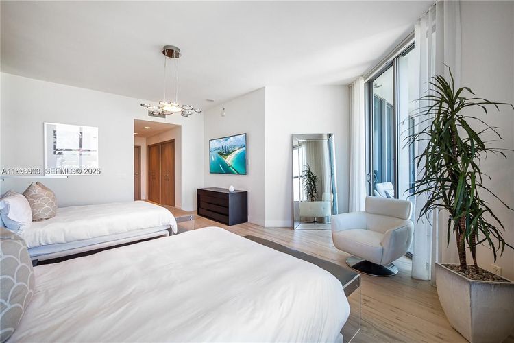Marina Palms Yacht Club and Residences North Tower #PH6 image #31