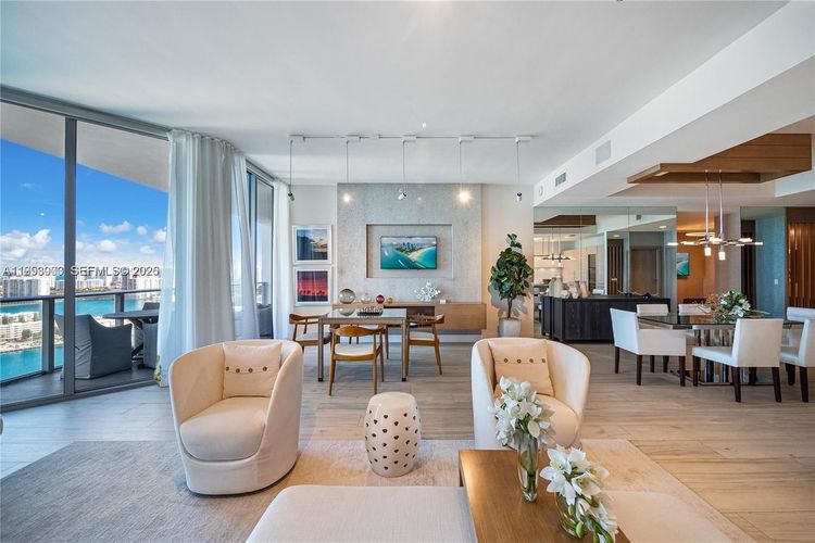 Marina Palms Yacht Club and Residences North Tower #PH6 image #7