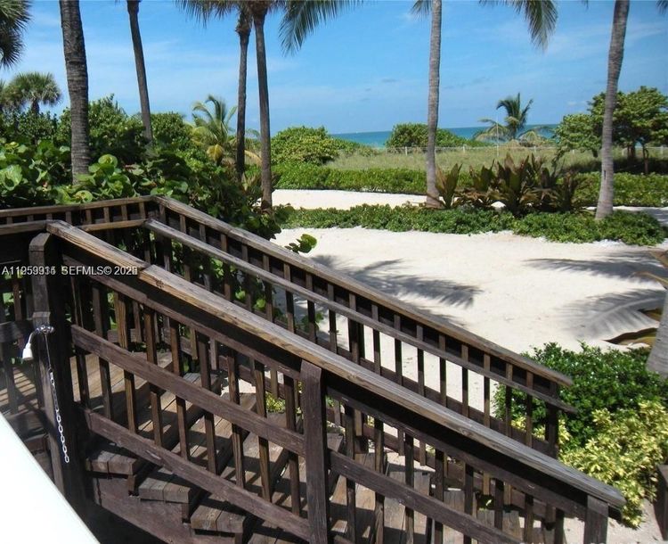 Mirage #11D image #18