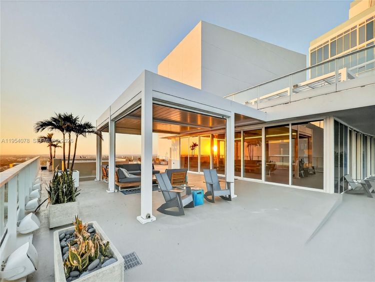 Paramount Bay #PH-4104 image #14