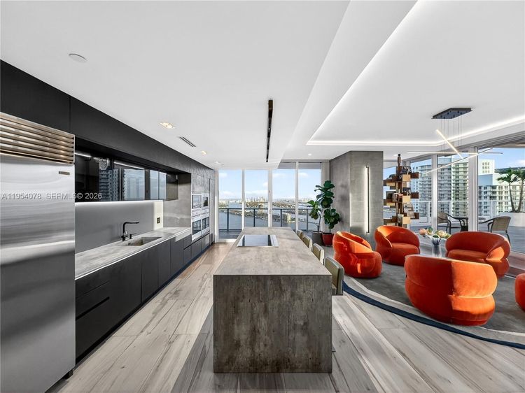 Paramount Bay #PH-4104 image #24