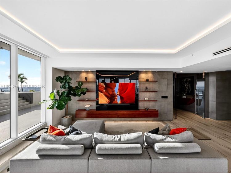 Paramount Bay #PH-4104 image #7