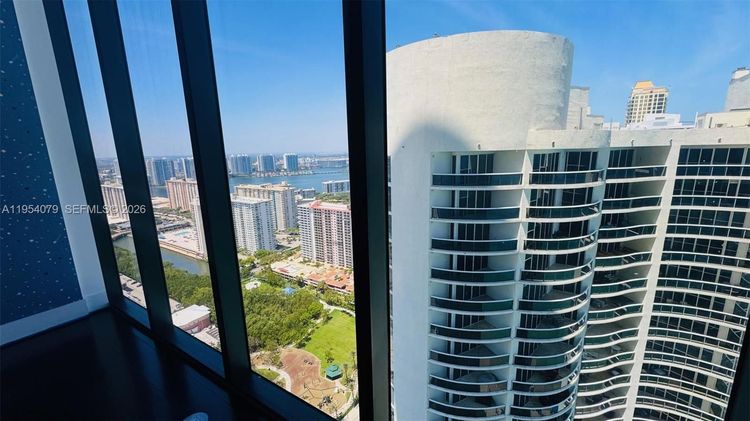 Muse #3102 image #33