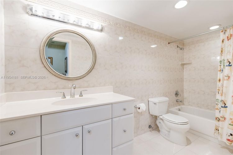 Olympus Towers and Marina #2315 image #29