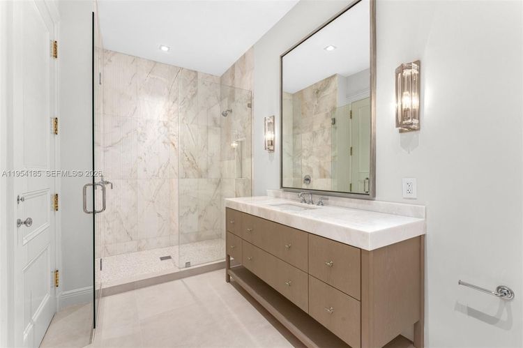 Grand Bay Residences #PH-1A image #40