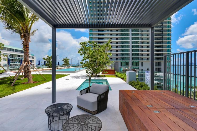 One Paraiso #3605 image #43