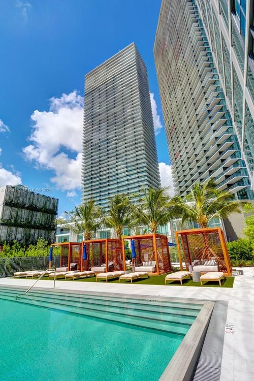 One Paraiso #3605 image #61