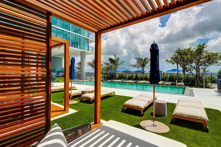 One Paraiso #3605 image #66