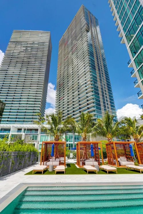 One Paraiso #3605 image #69