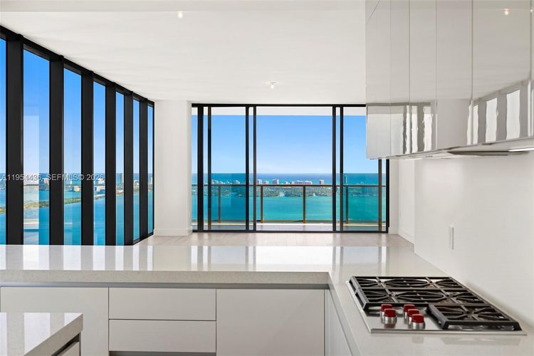 Elysee Miami #5502 image #11