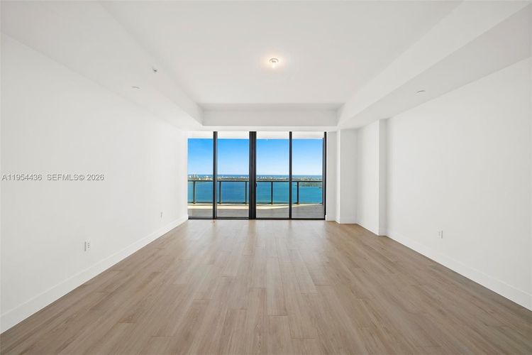 Elysee Miami #5502 image #14