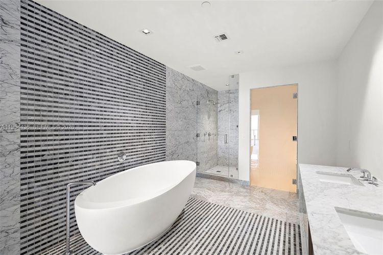 Elysee Miami #5502 image #15