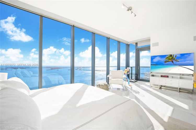 Echo Brickell #3902 image #10