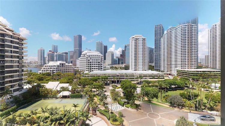 Brickell Key II #1111 image #21