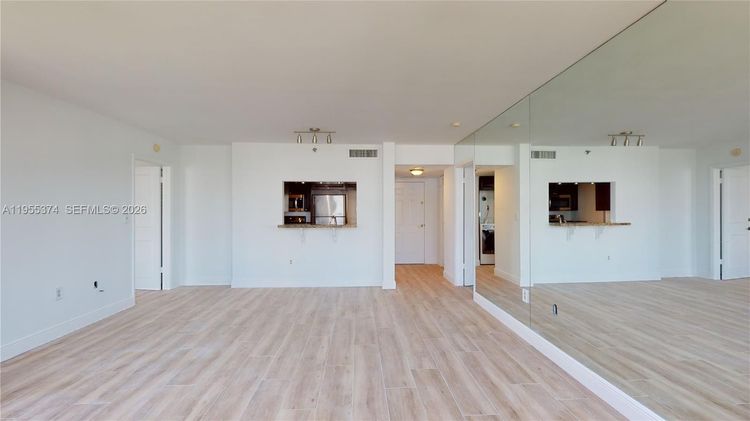 Brickell Key II #1111 image #9