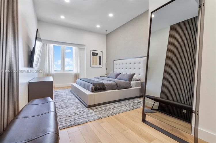 Roney Palace #1633 image #12