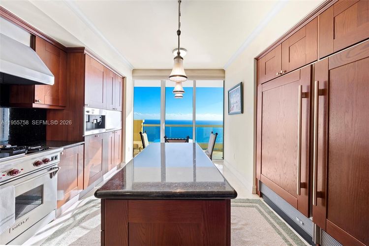 Acqualina #4103 image #17