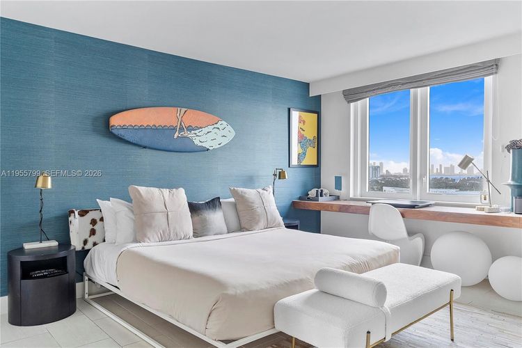 1 Hotel & Homes #1427 image #21