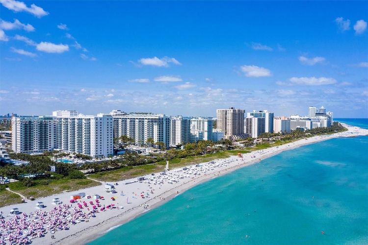 1 Hotel & Homes #1427 image #41