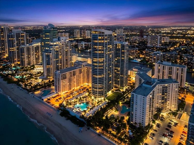 Ocean Palms Hollywood #3003 image #34