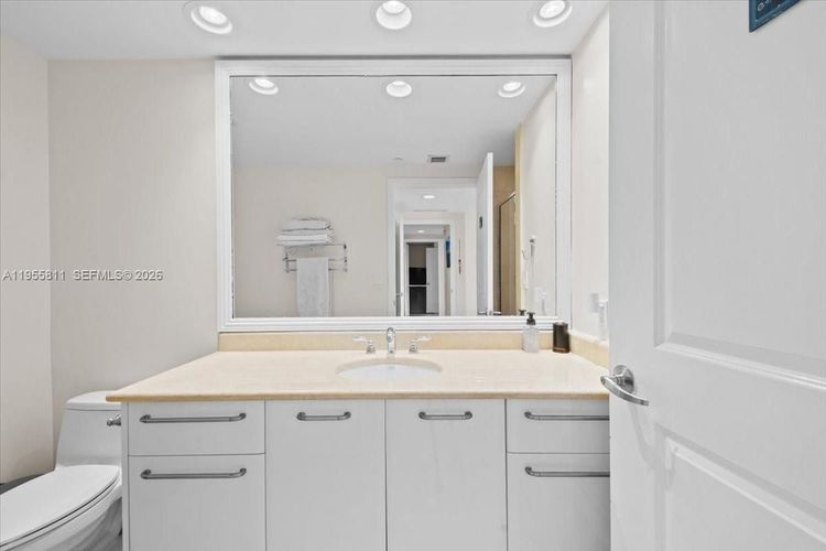 Ocean Palms Hollywood #3003 image #36