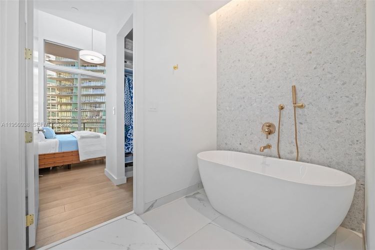 Mr. C Residences Bayshore Tower #805 image #15