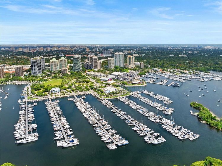 Mr. C Residences Bayshore Tower #805 image #27