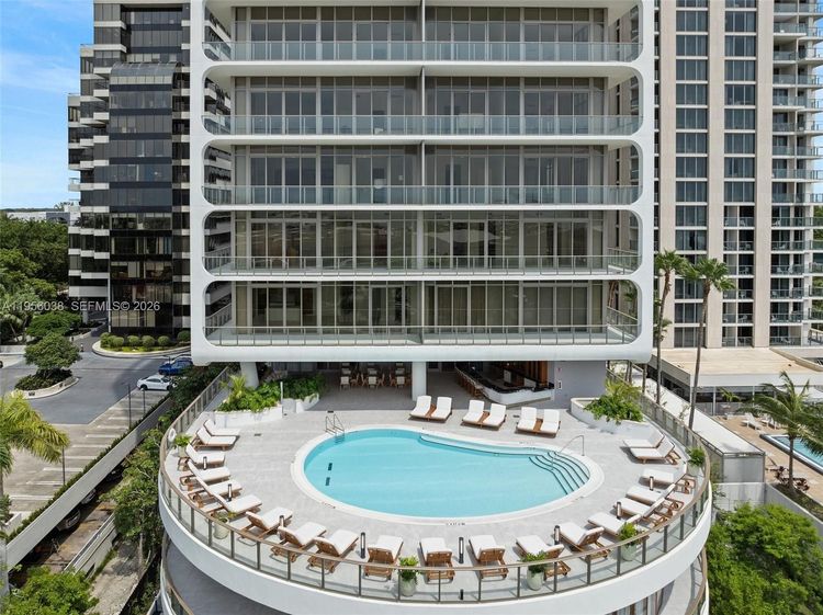 Mr. C Residences Bayshore Tower #805 image #34